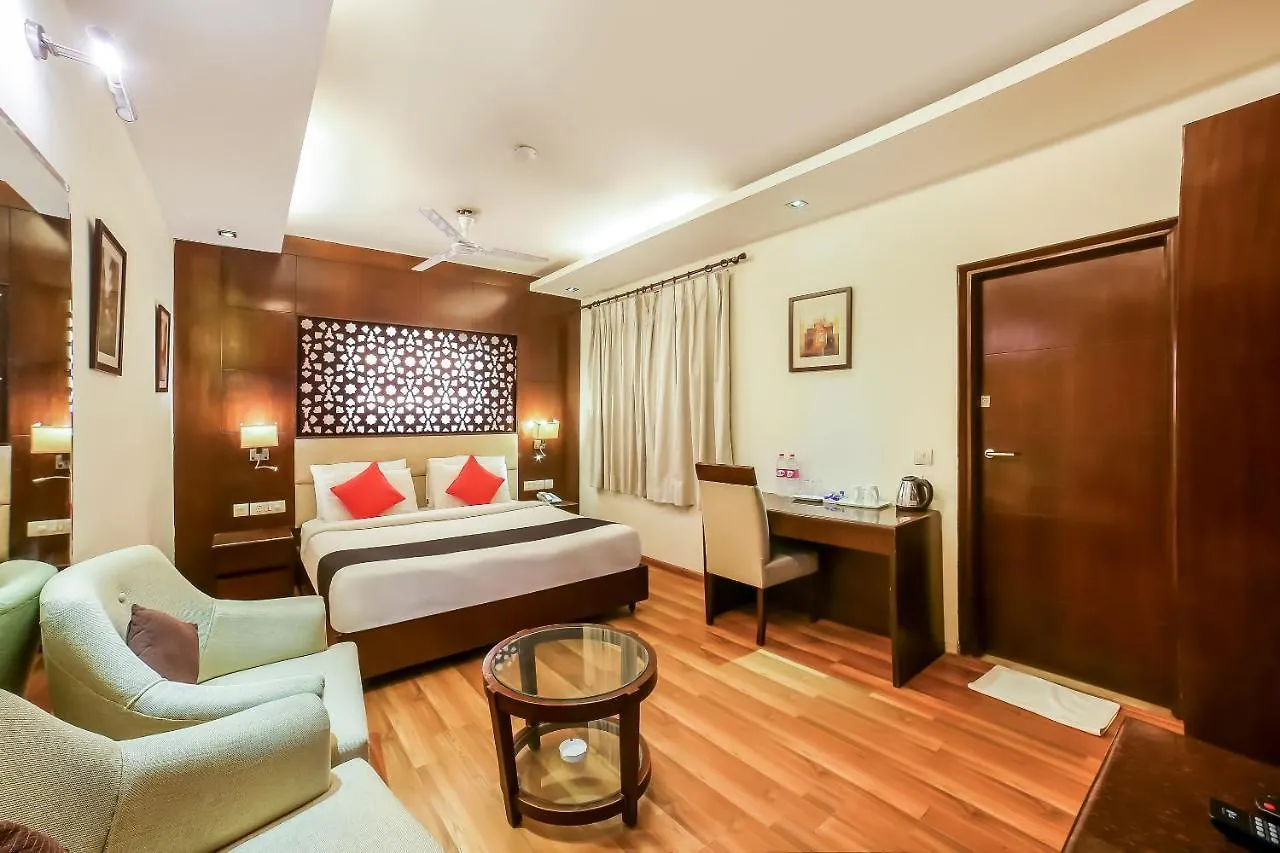 Oyo Townhouse 537 Regent Intercontinental Hotel Delhi